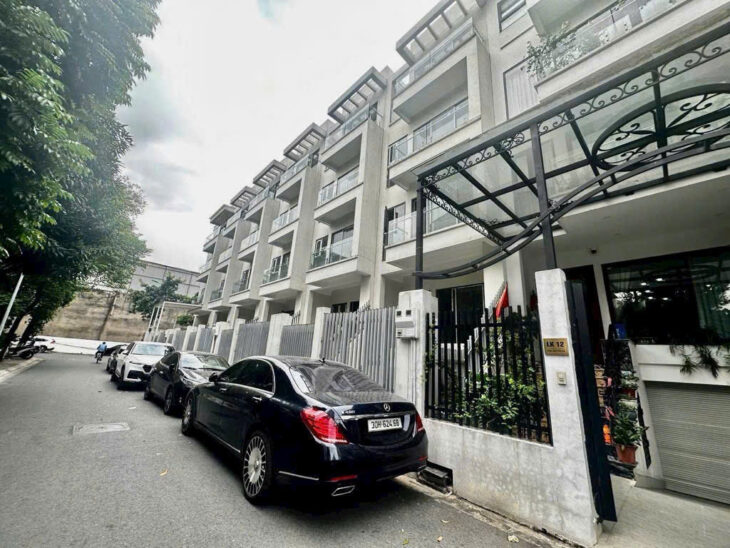 Bán liền kề VIP tại Hạ Đình – Q. Thanh Xuân – 5 tầng – giá chỉ hơn 29 tỷ