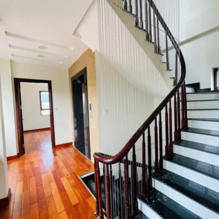 Em bán nhà riêng 7 tầng cực đẹp phố Trương Định,Q. Hoàng Mai, ô tô đỗ cửa, 68m2, 15 tỷ 300