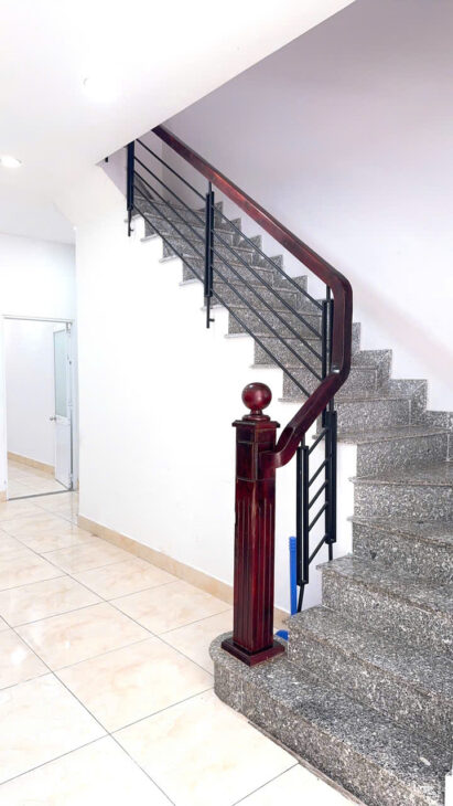 Bán Nhà 2 Tầng 4x17m Tân Thới Nhát Quận 12 SHR Hẻm Xe Hơi Sát Tân Binh