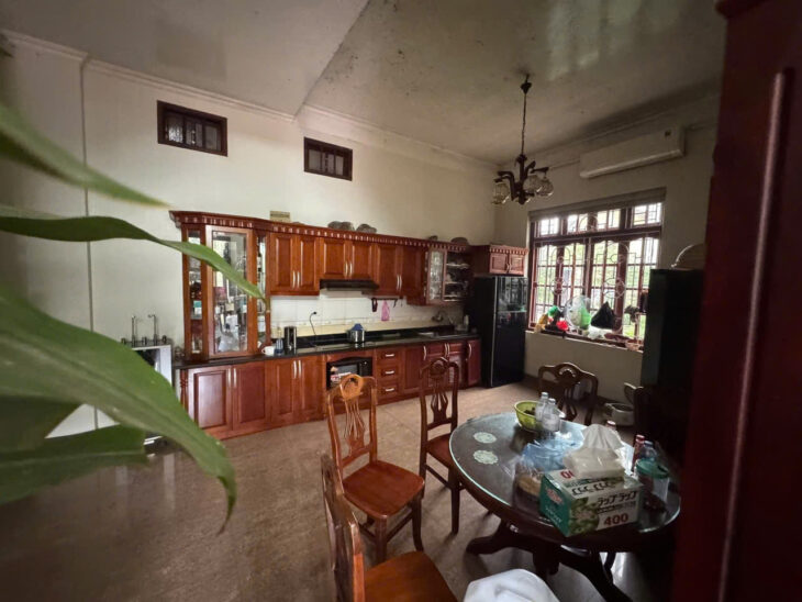 ???? BIỆT THỰ CỔ VIEW HỒ – VIP NGỌC THỤY ???? ???? 170m² 2 tầng Mặt tiền 10m Chỉ 33 tỷ ???? Lô góc –