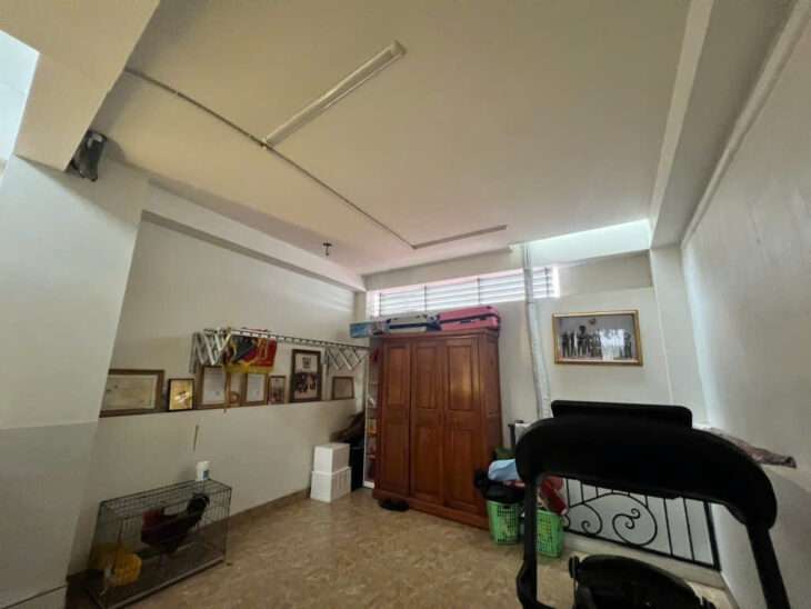 Bán nhà Ái Mộ, Ngõ nông- Oto đỗ – dân trí – vài bước ra cong viên trường quốc tế -BV tâm Anh