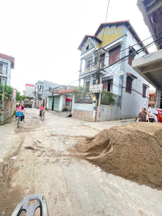 Bán đất thôn Trung Hậu Đoài, Tiền Phong, Mê Linh. Gần chợ Yên, hồ Ba Góc