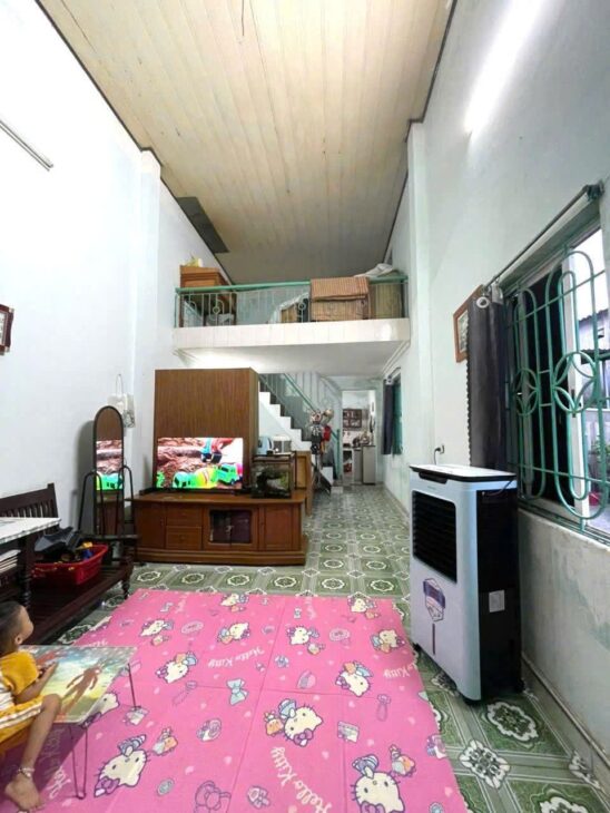 CHÍNH CHỦ BÁN ĐẤT TẶNG NHÀ CẤP 4 GÁC LỬNG LÔ GÓC ,MẶT NGÕ Đường CAM LỘ, Phường HÙNG VƯƠNG.