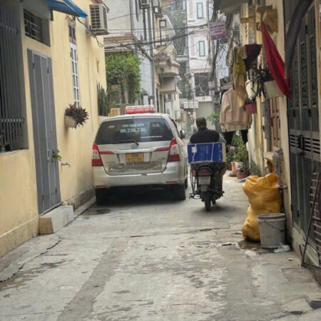 NGÕ Ô TO THÔNG_VỊ TRÍ ĐẸP TRUNG TÂM ĐỨC GIANG_DÒNG TIỀN ỔN ĐỊNH 54 TRIỆU/NĂM PHÙ HỢP GIỮ TIỀN , XÂY