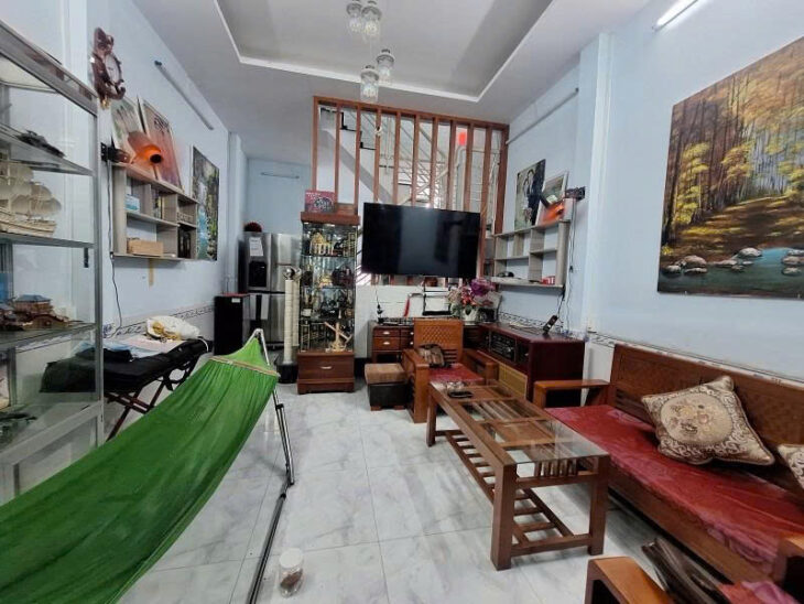 Bán nhà 44m², 2PN, 2WC, Q.9, 1.999 tỷ, sổ đỏ