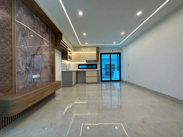 DUY NHẤT 1 CĂN GIÁP NHẤT THANH XUÂN 40M 8 TẦNG THANG MÁY NHÀ ĐẸP FULL NỘI THẤT 13.5 TỶ