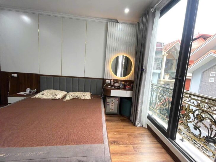 BÁN NHÀ LÔ GÓC PHỐ CẦU GIẤY NỞ HẬU, SÁT Ô TÔ TRÁNH 54M GIÁ CHỈ 12.9 TỶ