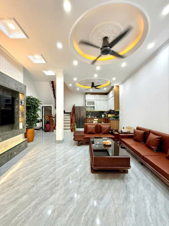 12. Dòng tiền ổn định 40tr/ tháng, Tô Vĩnh Diện, Thanh Xuân. 43m2, 5 tầng, giá 13,5 tỷ. Ô tô tránh