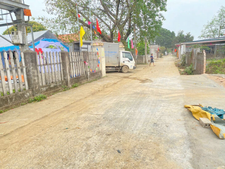 bán đất chính chủ tổng DT ;100m full thổ cư đường ô tô vào tận đất giá nhỉnh tỷ