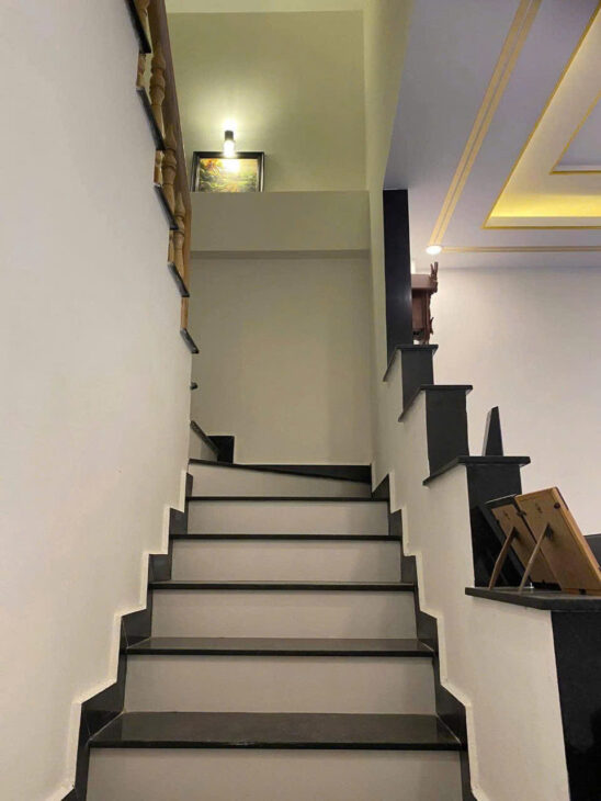 CẦN TIỀN BÁN NHÀ KQH HOÀNG DIỆU PHƯỜNG 5 TP ĐÀ LẠT