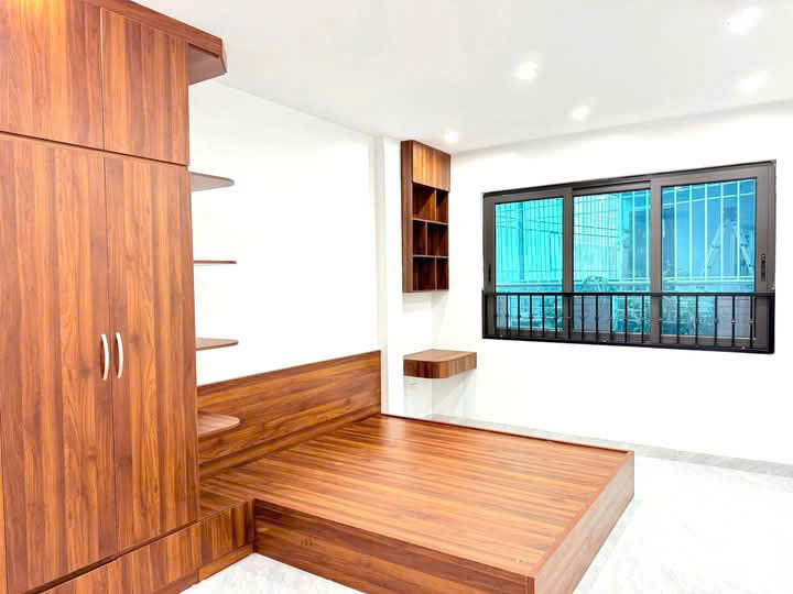 GIẢM CHÀO 300 TRIỆU, HOÀNG VĂN THÁI, THANH XUÂN. 45M2, 5 TẦNG, GIÁ 13,9 TỶ. Ô TÔ TRÁNH