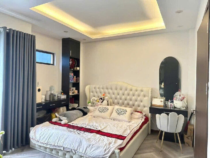 Bán gấp nhà đẹp 5 tầng Phúc Lợi, oto đỗ cổng, nội thất hiện đại 5 tỷ