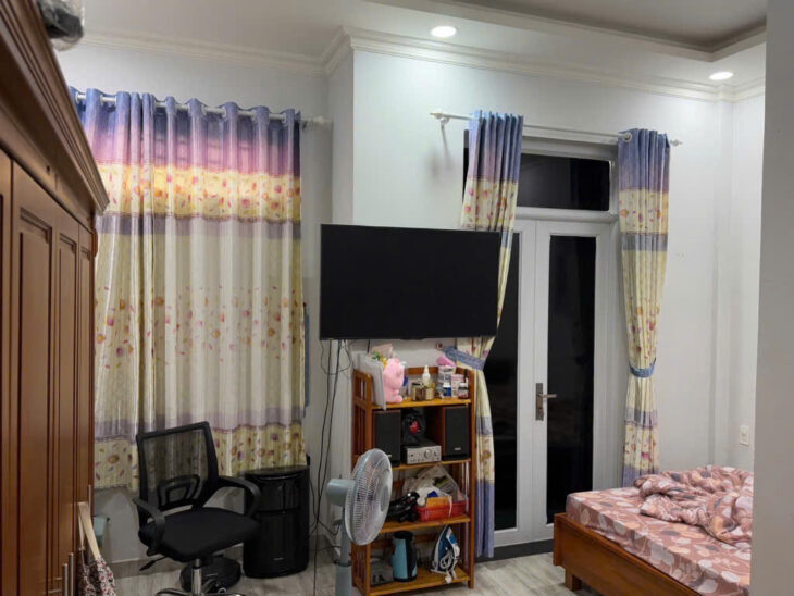NHÀ RIÊNG 4 TẦNG – DT: 5M x 13M(65M2) – ĐƯỜNG SỐ 10 – LÝ PHỤC MAN – BÌNH THUẬN – QUẬN 7 – NHỈNH 11