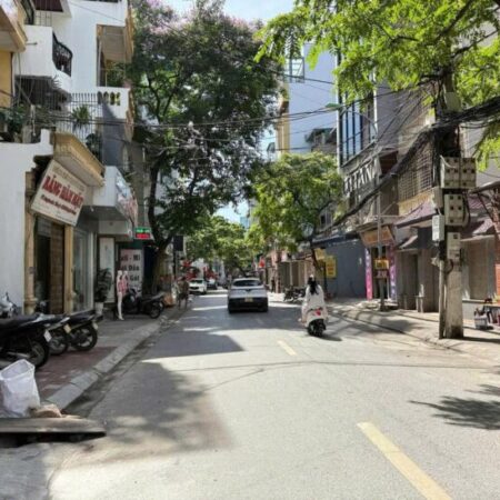 BÁN ĐẤT MẶT PHỐ CẦU GIẤY Ô TÔ TRÁNH VỈA HÈ, MẶT TIỀN RỘNG 8M, 115M CHÀO 24.9 TỶ