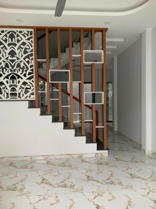 Bán nhà 4 tầng, 62m², 4PN, 3WC, Q.9, 4.9 tỷ