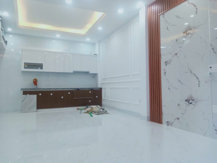 Cần Chuyển Nhượng căn nhà 3 tầng Xây độc lập Sân cổng Trong Ngõ Đường LÊ LAI Thông 191 ĐÀ NẴNG –