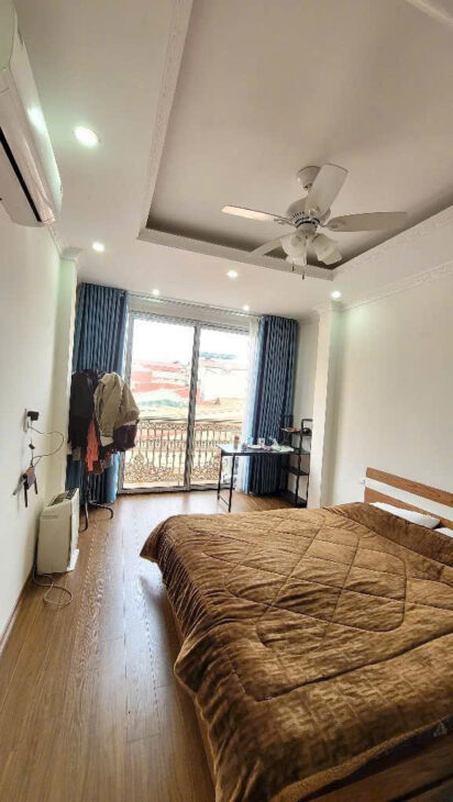 Bán nhà Cổ Linh – 45m2- Thang máy – Ô tô – Nhà đẹp ở ngay – chỉ nhình 7 tỷ