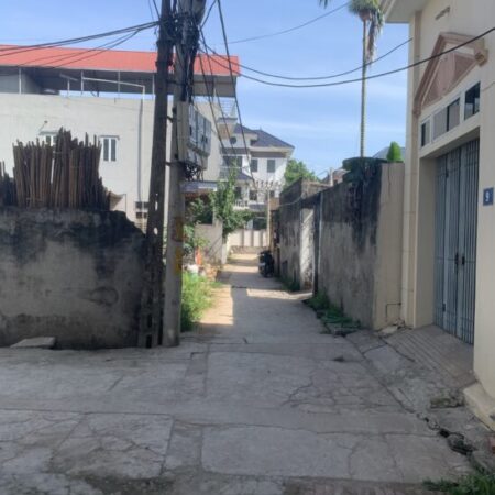 Bán đất Vân Côn, tặng thêm căn nhà cũ, cách 10m đường 2 ô tô tránh,dt 56m