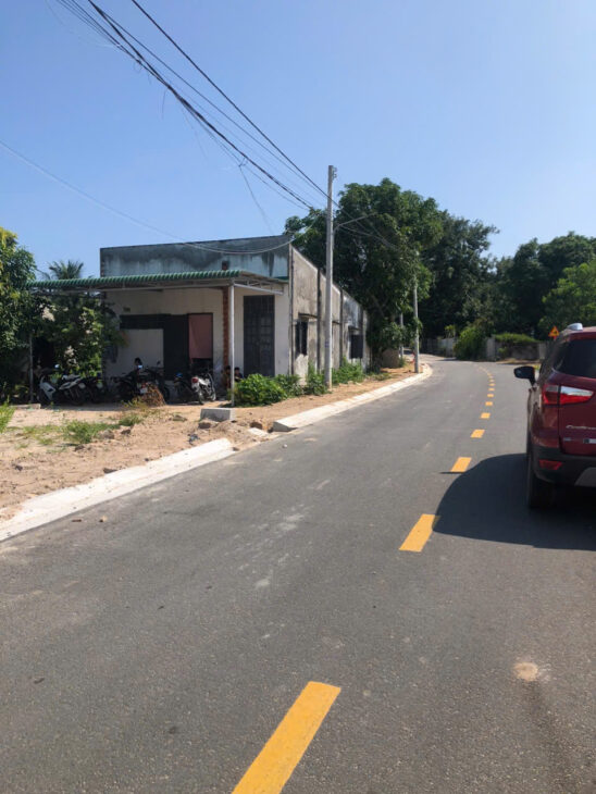 Bán Lô Góc 493m2 Đường Đoàn Thị Điểm – Tân An – TX LaGi giá ngộp 4.46tr/m2
