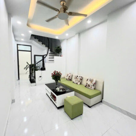 Bán Nhà Tân Mai Ô Tô Đỗ Cửa 45m 2 Tầng 3 Ngủ Giá 4.28 Tỷ Sổ Đỏ Chính Chủ