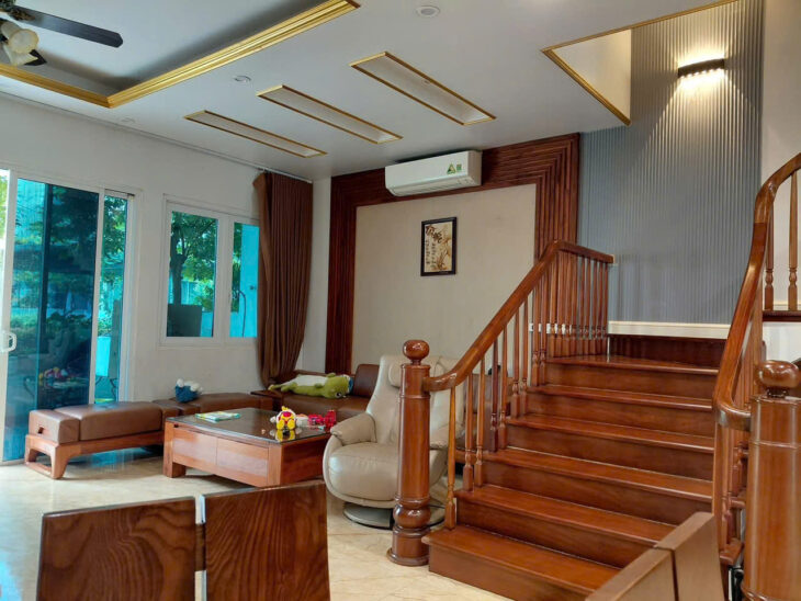 Mua đất tặng Biệt thự nhà vườn, Hoàng Văn Thái, Thanh Xuân. 160m2, mt 8,5m, giá chỉ 40 tỷ.