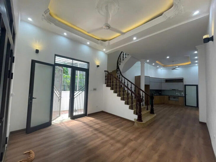 💢 SIÊU PHẨM PHÂN LÔ QUÂN ĐỘI – NGÃ TƯ SỞ – LÔ GÓC 3 THOÁNG – Ô TÔ ĐỖ CỬA – 65M² – 4 TẦNG – GIÁ 11