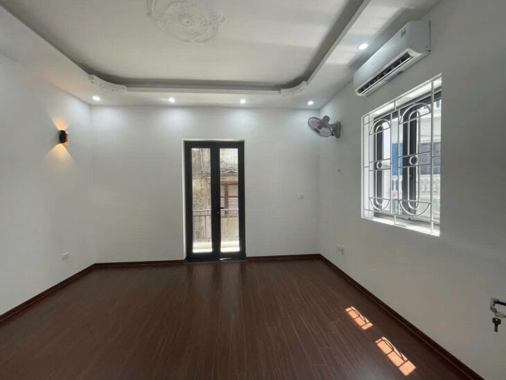 💢 SIÊU PHẨM PHÂN LÔ QUÂN ĐỘI – NGÃ TƯ SỞ – LÔ GÓC 3 THOÁNG – Ô TÔ ĐỖ CỬA – 65M² – 4 TẦNG – GIÁ 11