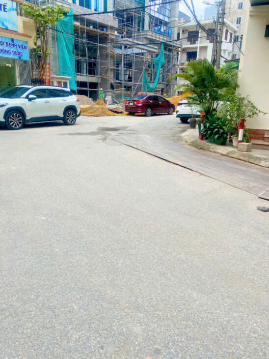 BÁN NHÀ TRẦN CUNG – DÂN XÂY – 50M X 7 TẦNG THANG MÁY – 2 MẶT THOÁNG – CÁCH ÔTÔ TRÁNH 50M – 12.75 TỶ