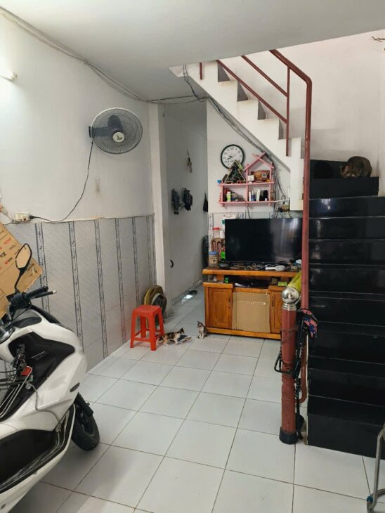 NHÀ VỊ TRÍ ĐẸP – GIÁ TỐT- Chính chủ cần bán nhanh nhà vị trí tại huyện Nhà Bè, TPHCM