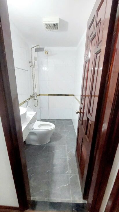 NHÀ ĐẸP- GIÁ TỐT Chính chủ cần bán gấp nhà tại ngõ 72/66/28, phường Quan Hoa, quận Cầu Giấy, Hà Nội.