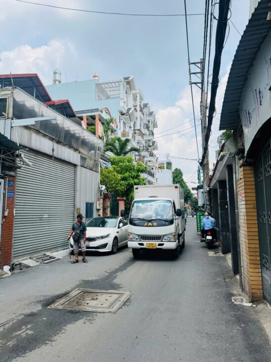 Bán nhà mặt tiền đường Số 9, P16, Gò Vấp – 5 tầng, 4PN, thu nhập 20tr/th – giá chỉ 6.05 tỷ