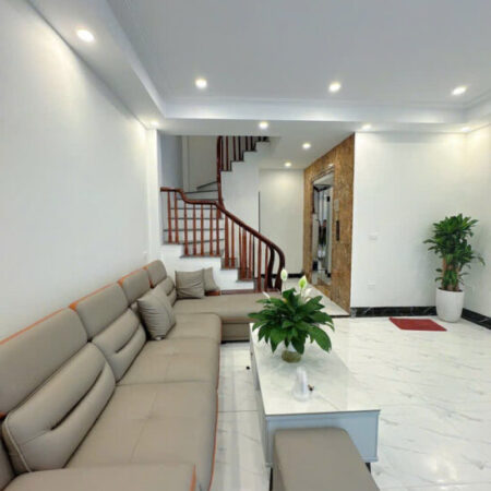 Thạch Bàn – Nhà mới tinh – Thang máy – Ô tô – 50m2 chỉ hơn 8 t.ỷ