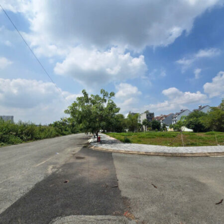 Bán lô đất 2 mặt tiền Trục chính khu Nam Long -Đường D5 – Phước long B . TP THỦ ĐỨC. – DT: Bán lô đất 2 mặt tiền Trục chính khu Nam Long -Đường D5 – Phước long B . TP THỦ ĐỨC. – DT: