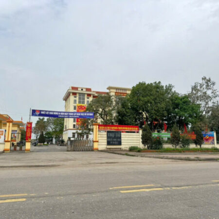 Bán 80m đất, 2 mặt thoáng, trung tâm chợ Chi Đông – mặt tiền kinh doanh đắc địa. Bán 80m đất, 2 mặt thoáng, trung tâm chợ Chi Đông – mặt tiền kinh doanh đắc địa.