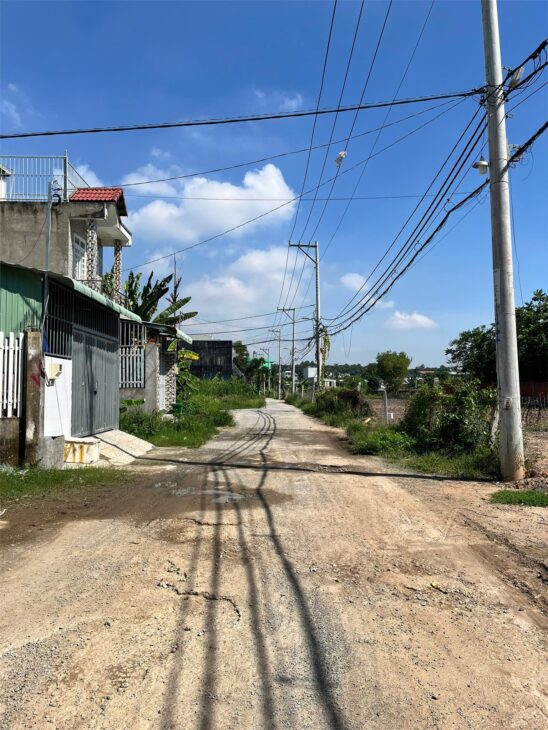 Lô đất 54m² đường số 27, Long Thạnh Mỹ – Đối diện Vinhomes, SHR, chỉ 3.3 tỷ