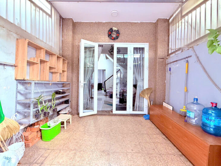 NHÀ SÁT BÌNH THẠNH-HẠ 300 TRIỆU- HXH- NHÀ MỚI Ở NGAY