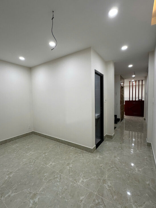 CHO THUÊ NHÀ NGUYÊN CĂN PHAN ĐÌNH PHÙNG P2 ĐÀ LẠT – 5 TẦNG, 8PN, THANG MÁY, MẶT BẰNG KD