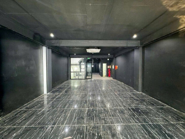 Mặt phố Thụy Khuê ,đối diện Sun Grand City,tòa nhà văn phòng 8T,thang máy,mặt tiền quyền lực,154m2,