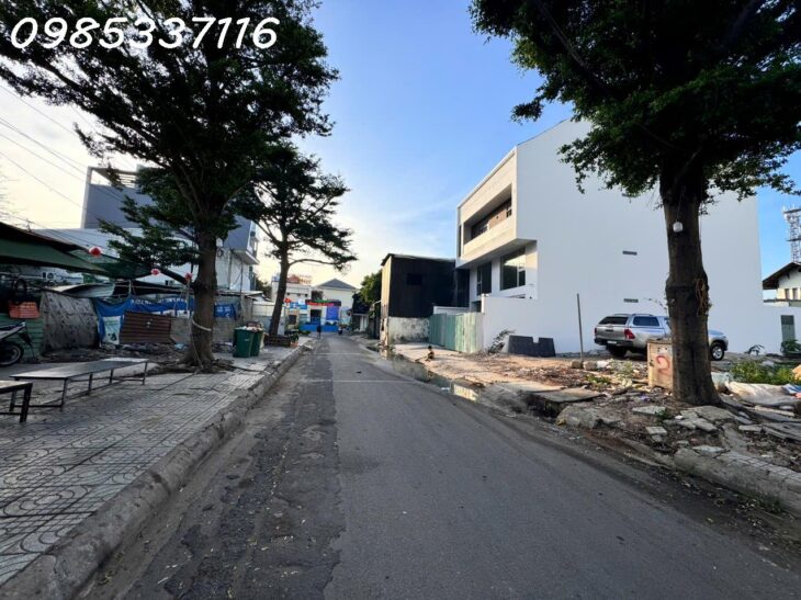 bán đất đường số 2 An Phú. Chi cần đi bộ ra ngay trạm Metro An Phú Quận 2. Nay chỉ bán = 135