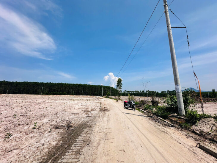 Bán 2849m2 đất Hẻm Lê Đức Thọ, Tân Bình, LaGi giá rẻ 800 triệu