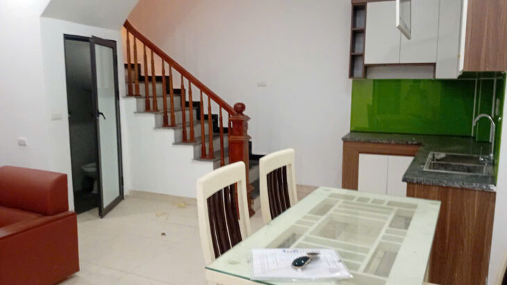BANH NHANH NHÀ VĨNH QUỲNH THANH TRÌ, 5 TẦNG,