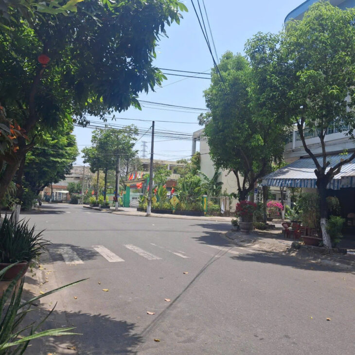 Nhà mặt tiền Hải Châu, đất 90m2, 2 tầng,3 phòng ngủ, giá nhỉnh 7 tỷ.