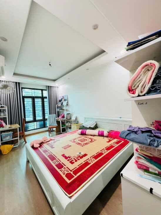 NHÀ ĐẸP PHỐ QUAN NHÂN NGÕ THOÁNG, VỀ Ở NGAY 35M, GIÁ 7.3 TỶ.