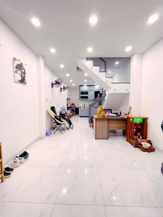 BÁN NHÀ PHONG THỦY HẺM 26 PHÚ THỌ HÒA, 35M2x2 LÂU, TẶNG FULL NỘI THẤT, 2PN, NHỈNH 3 TỶ