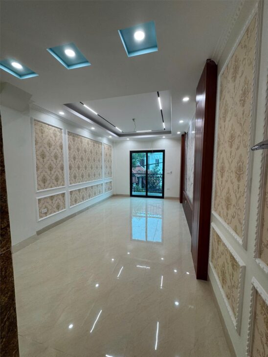 Bán nhà Phú Diễn Hữu Hòa 40m², 6 tầng, thang máy, ô tô tránh – giá chỉ 6,95 tỷ,0844444453