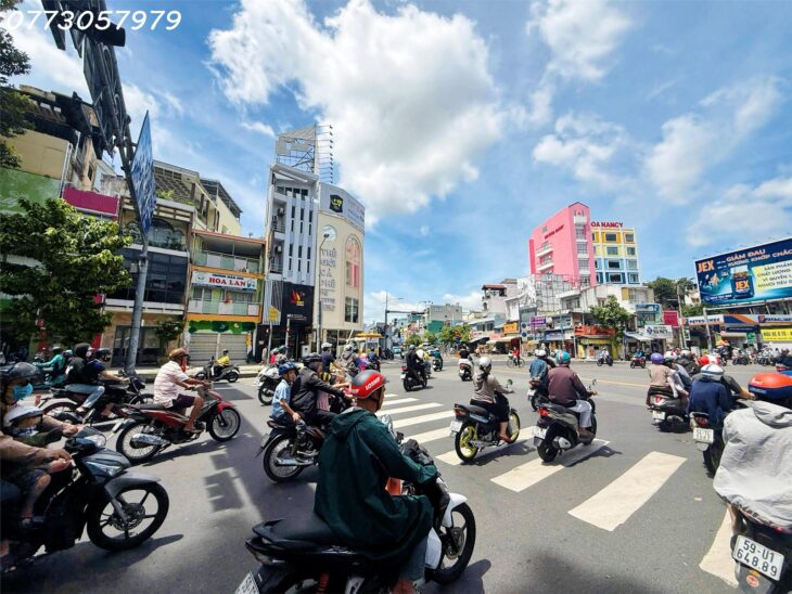 BÁN NHÀ 5 TẦNG – MẶT TIỀN TRẦN HƯNG ĐẠO, P. CẦU KHO, QUẬN 1