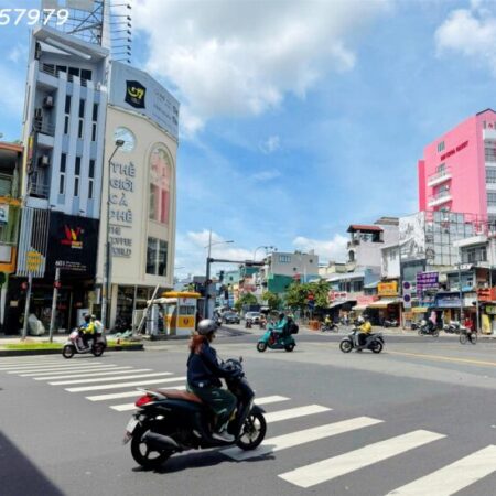 BÁN NHÀ 5 TẦNG – MẶT TIỀN TRẦN HƯNG ĐẠO, P. CẦU KHO, QUẬN 1 BÁN NHÀ 5 TẦNG – MẶT TIỀN TRẦN HƯNG ĐẠO, P. CẦU KHO, QUẬN 1