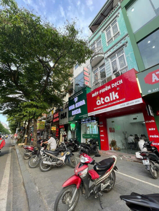 Mặt phố Khâm Thiên,vỉa hè 6m,kinh doanh cực đỉnh,vị trí vàng lõi Đống Đa,cách ngã 6 Ô Chợ Dừa 200m