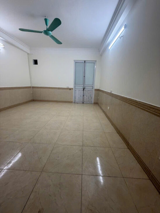 BÁN NHÀ 4T – 60M² – MT 6M – GIÁ CHỈ 6,9 TỶ – ô tô đỗ cửa THẠCH CẦU- LONG BIÊN