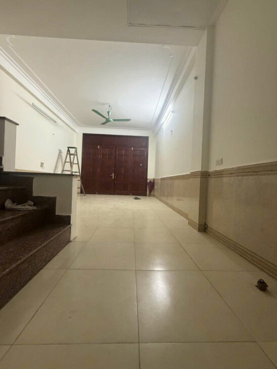 BÁN NHÀ 4T – 60M² – MT 6M – GIÁ CHỈ 6,9 TỶ – ô tô đỗ cửa THẠCH CẦU- LONG BIÊN